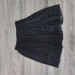 ❄️ Jacob lace trim Skirt ❄️